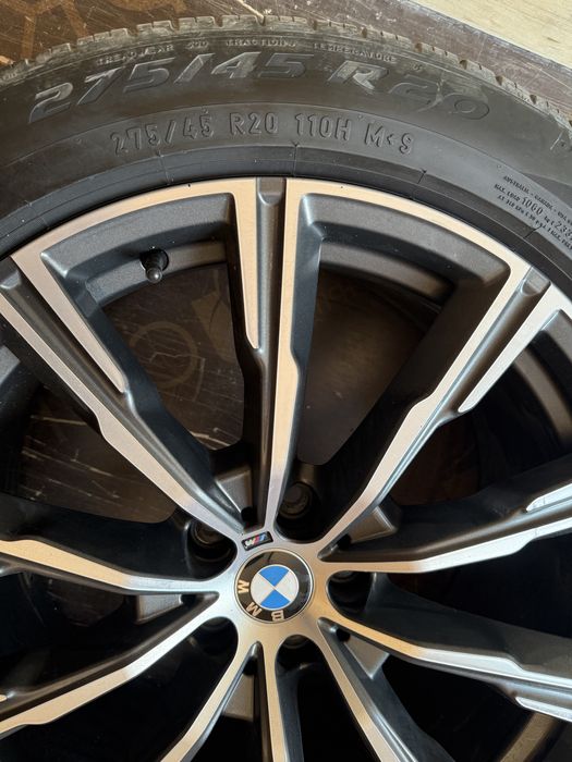 Продам покрышки с дисками 275/45/20