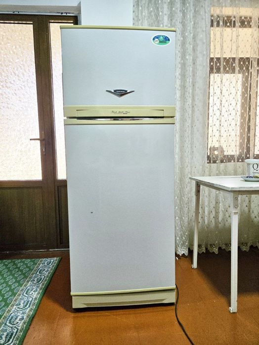 Холодильник DAEWOO б/у в отличном состоянии