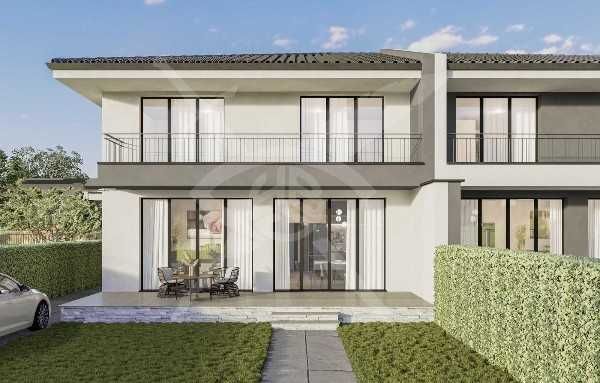 Продава се Къща в Пловдив, Беломорски - 248 кв.м за 1412 €/кв.м - Снимка #1