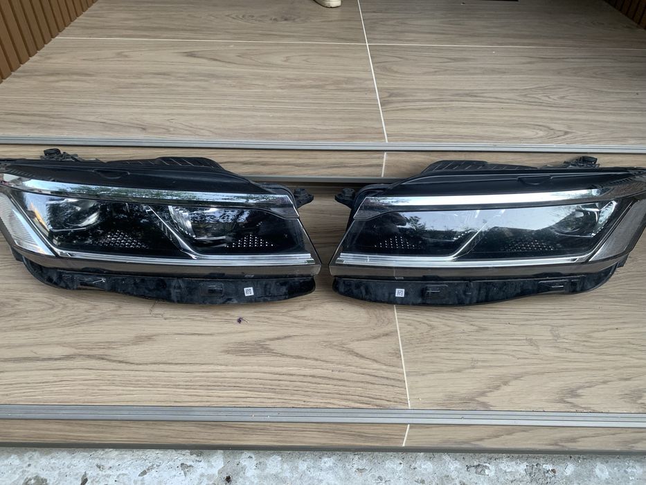 Far Vw Tuareg stanga/dreapta full led an 2018/2019/2020/2021