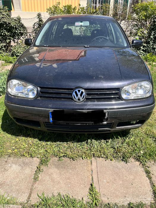 Vw Golf 4, 4 usi , benzina , inmatriculat