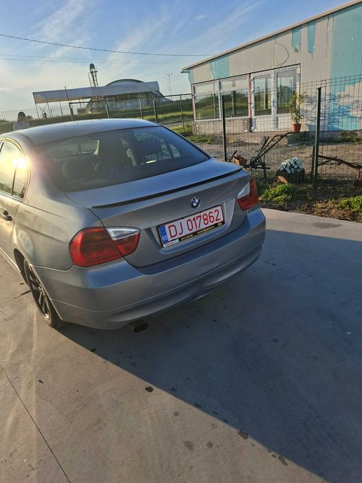 Bmw E90 318i 2.0 129 cp