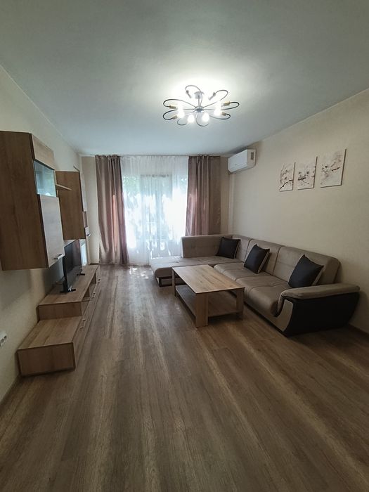 Дава се под наем Четиристаен апартамент в Асеновград - 86 кв.м за 378.93 € - Снимка #2