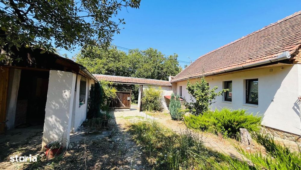 Casa De Vanzare In Rahau-Sebes, Str. Scolii