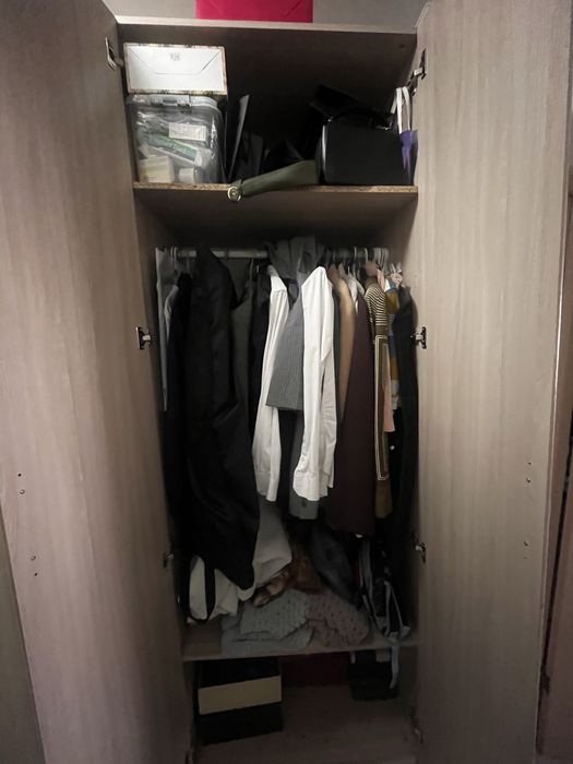 Продам Шкаф срочно