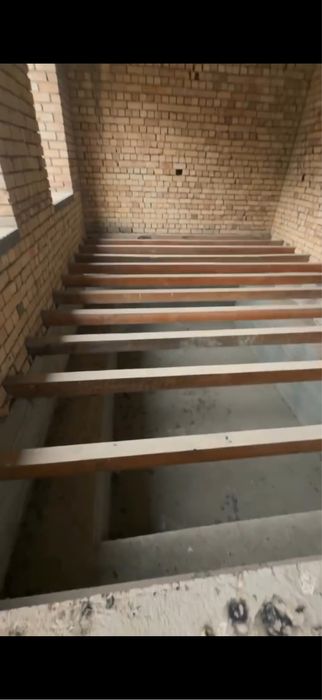 12 сотих 8-хона ховли сотилади жуда арзон нархда!