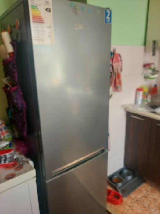 Продам холодильник