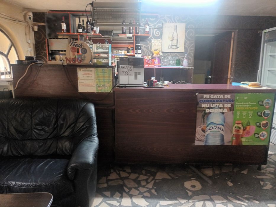 Mobilier bar canapele mese
