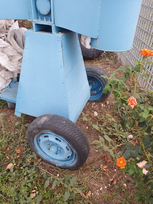 Mașină de tocat crengi