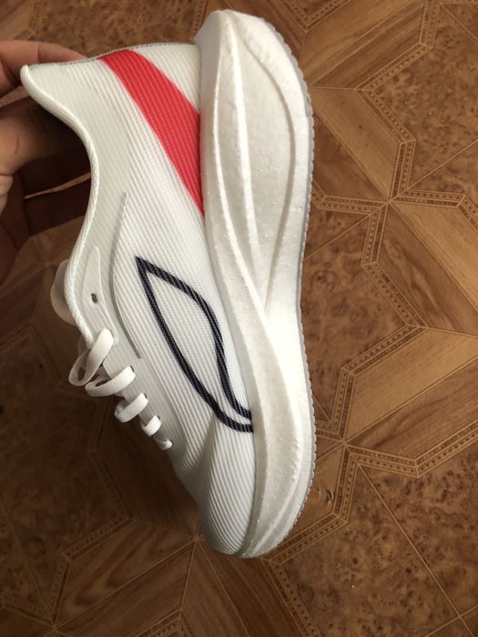 li-ning кроссовка