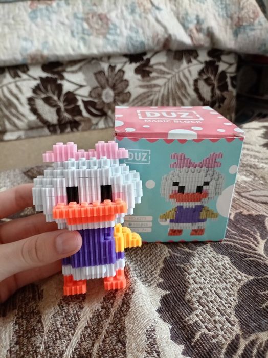 Готовые фигурки из конструктора Bricks