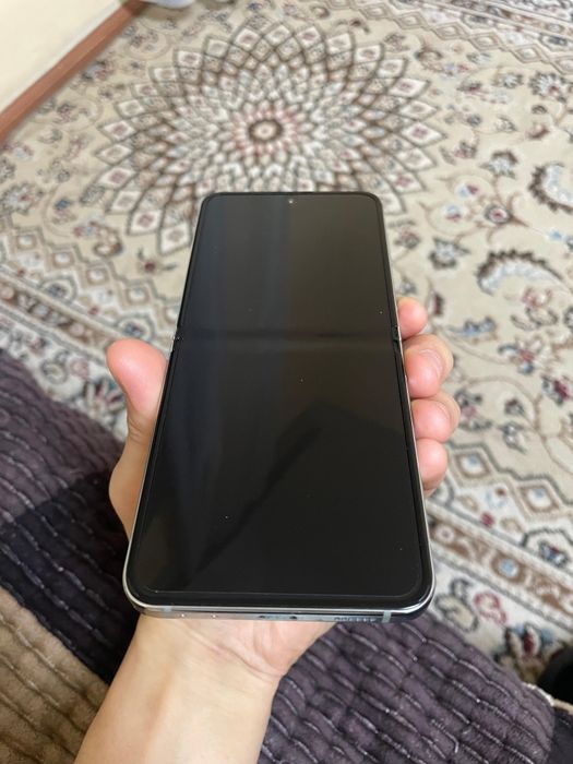 Самсунг з флип 5 8/256