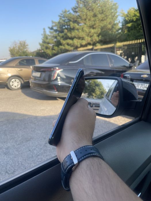 Iphone 11 pro 256Gb sotuvda