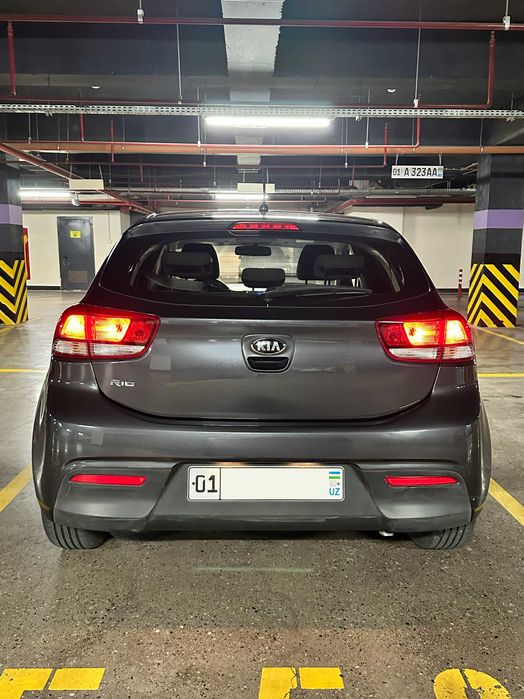 Продается Kia Rio 2018г, цвет Темно-Серый (Dark Grey)