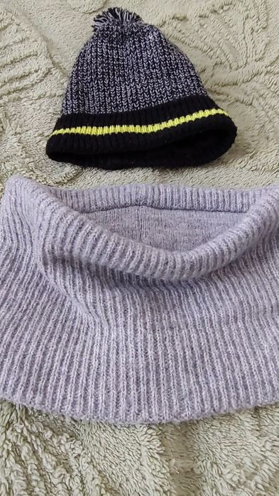 căciulă dublată polar+fular circular TEX ,nou