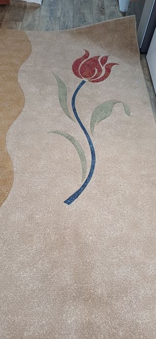 Ковёр  продам 2×3 м