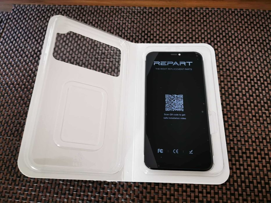 Ecran nou de calitate Apple iPhone 11 marca Repart display touchscreen