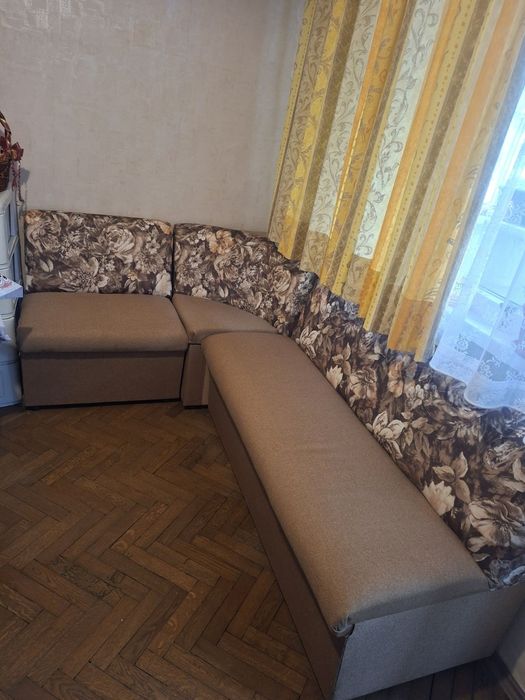 Диван кухненски ъгъл и разтегателен диван за спалня/хол