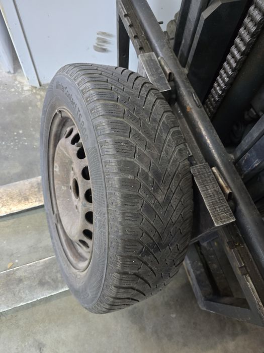 Jante cu cauciucuri iarna