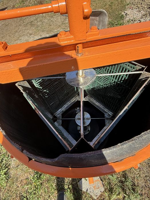 Vand centrifuga de miere