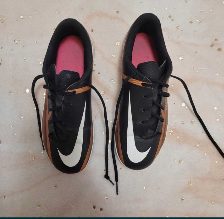 Футболни обувки НАЙК