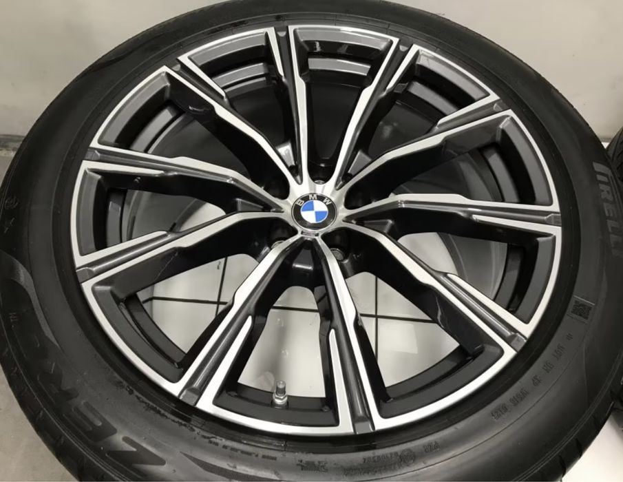 Бмв джанти 20 Цола летни гуми Пирели 7мм