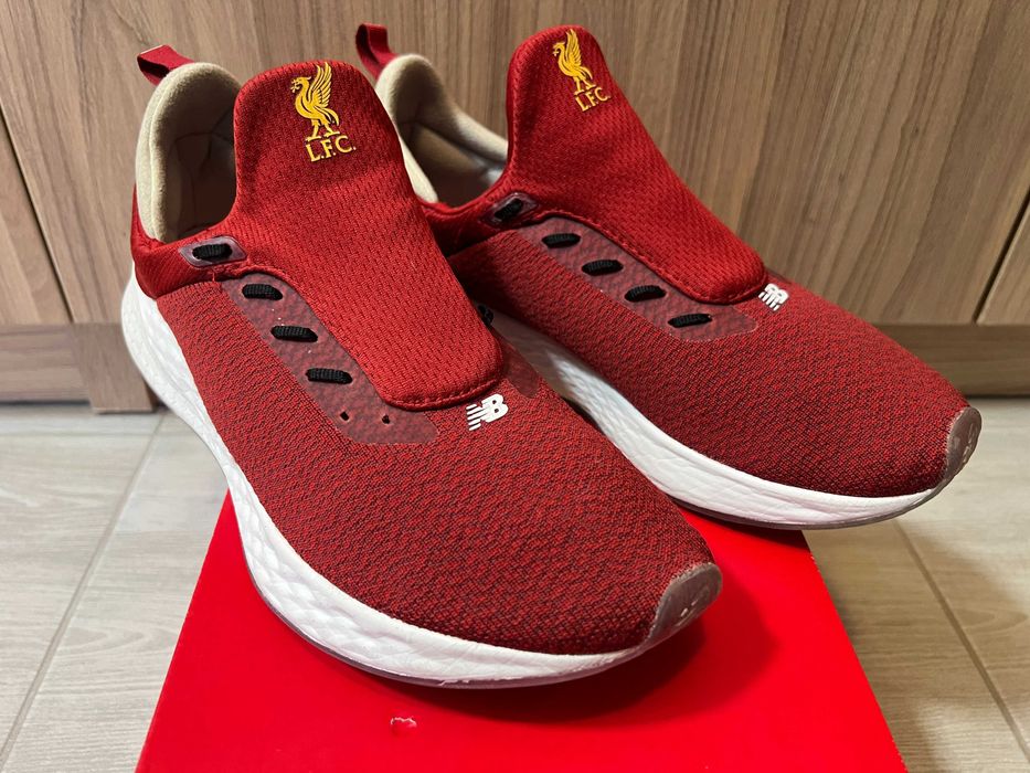 New Balance LIVERPOOL fresh foam lazr v2 LFC мъжки маратонки номер 42