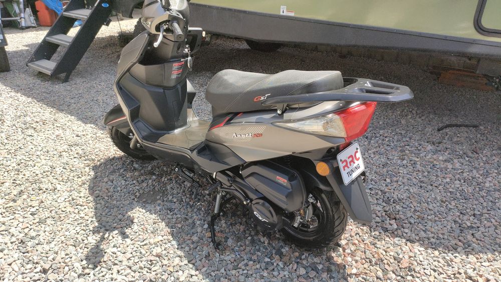 Скутер/мопед 125 куб.
