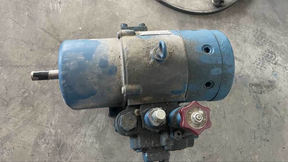 Uchida Hydraulics RPW4-3288-335