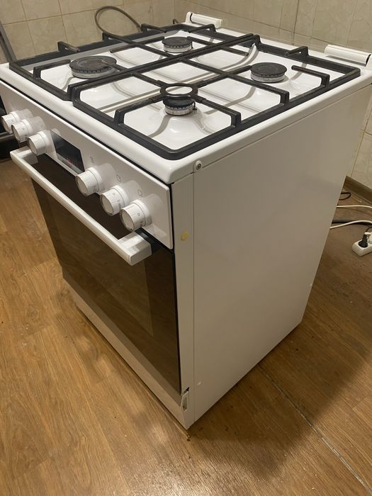 Газ плита Bosch размер 60*60