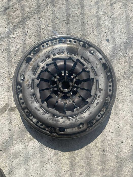 Kit ambreiaj Renault Megane 3 110 cp euro 5 - complet-LUK