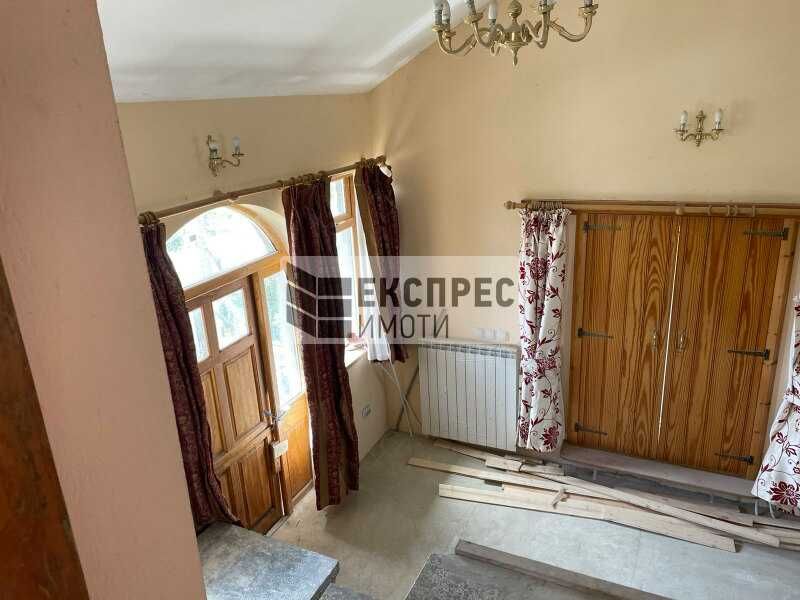 Къща в село Климентова