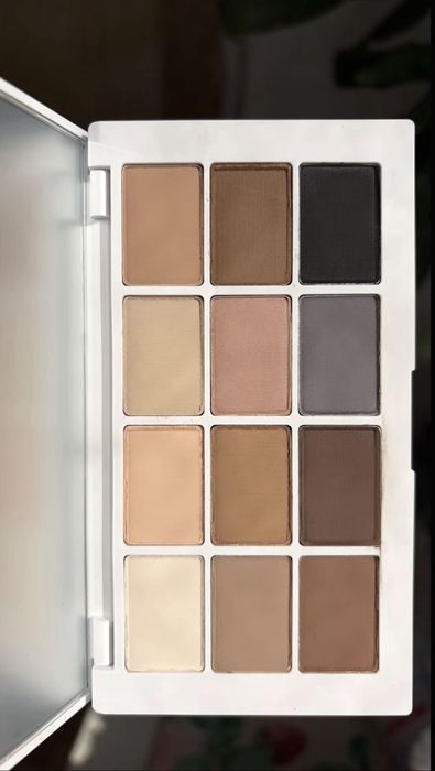 Луксозна палитра сенки MAKEUP BY MARIO Master Mattes Neutrals - НОВА