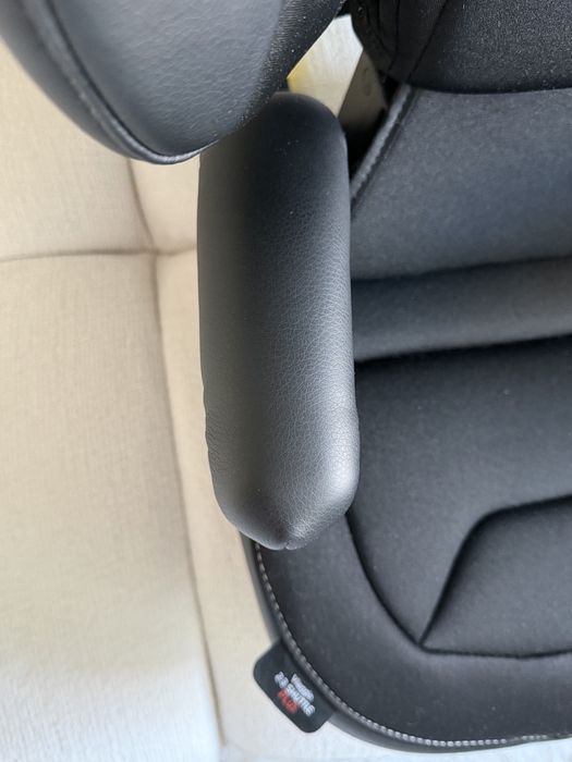 Vand scaun auto impecabil cu Isofix Peg Perego 2 3 Shuttle Plus