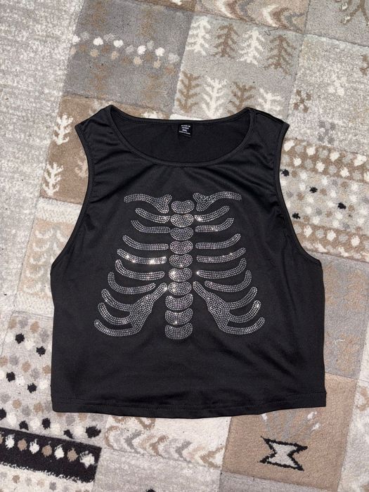 Top negru cu model pietre  skeleton