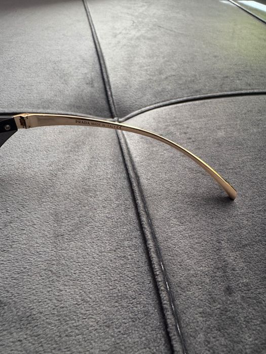 Ochelari de soare Prada