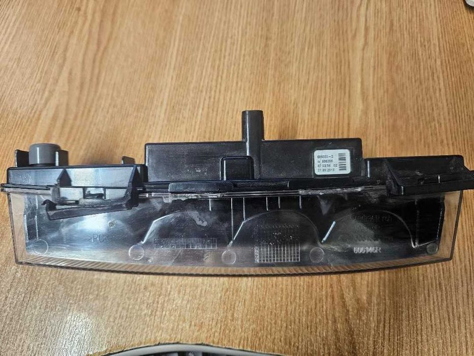 Day Light DR A2049065501 Mercedes M , GLE . GL G , GLK