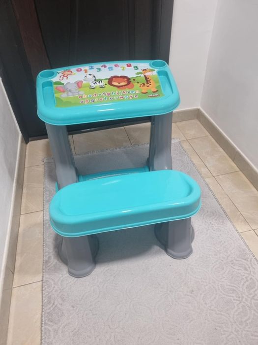 Măsuță pentru copii nouă fără nici o zgarietura