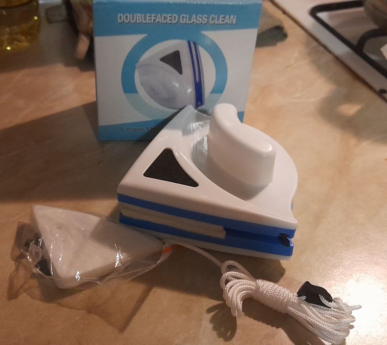 Магнитен уред за почистване на прозорци (2 бр.)