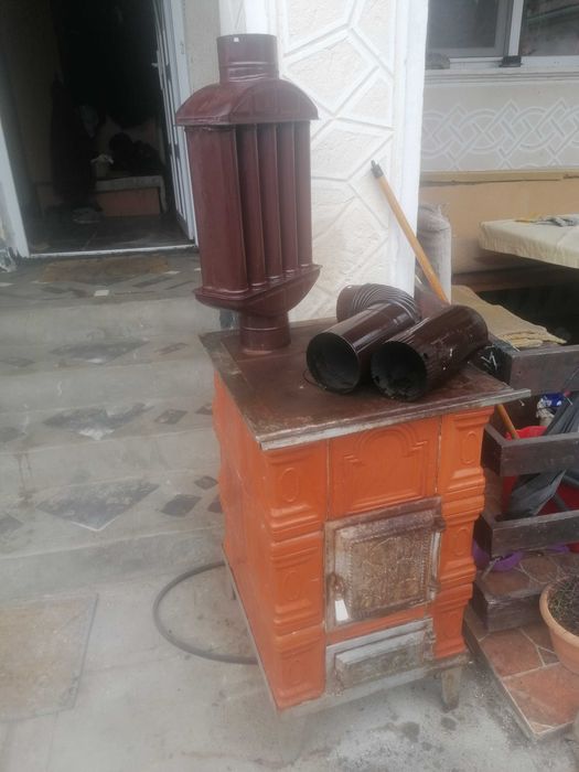 Soba de teracota cu plita