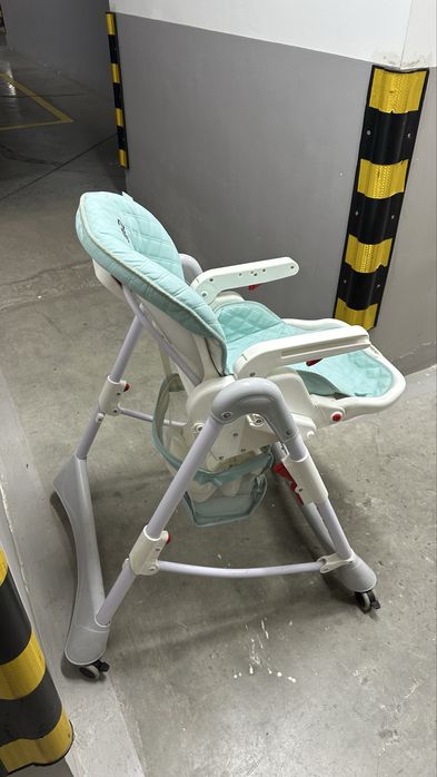 Стол для кормления Babyton