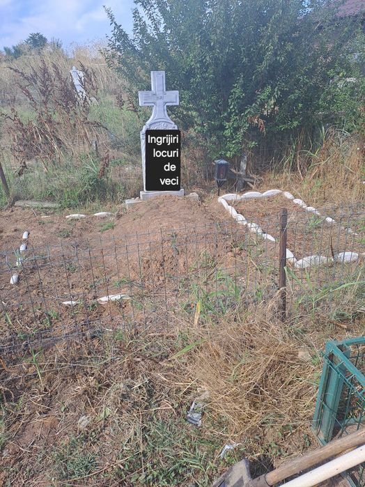 Toaletare  / ingrijiri locuri de veci /  Morminte