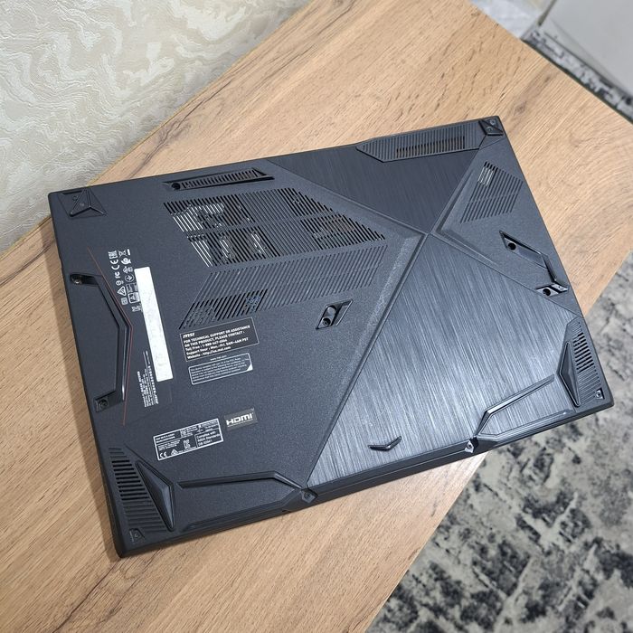 Core i5 - 10500H / Nvidia GeForce GTX 1650 - 4 gb/ ОЗУ 8 gb/ SSD 256 g