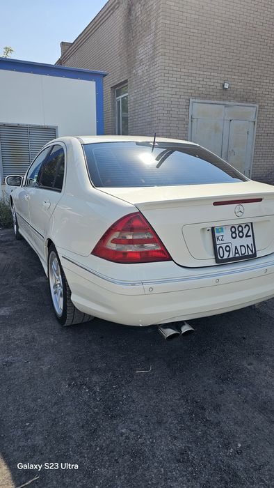 Mercedes W 203 rest