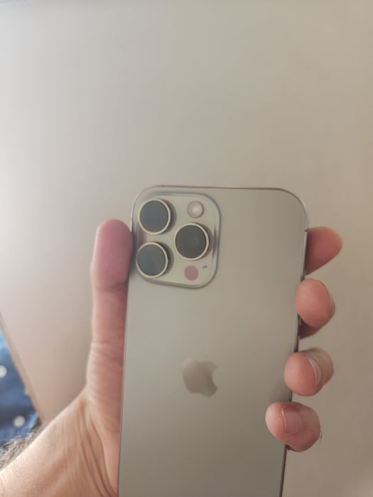 Iphone 16 pro max  94%