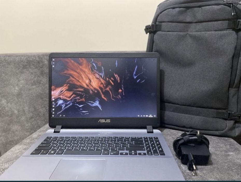 Ноутбук Asus в отличном состоянии