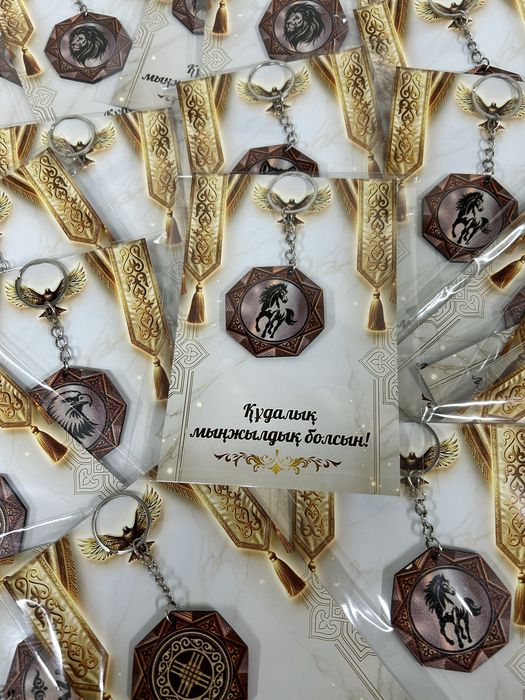 Бонбоньерки. Брелок в нац стиле
