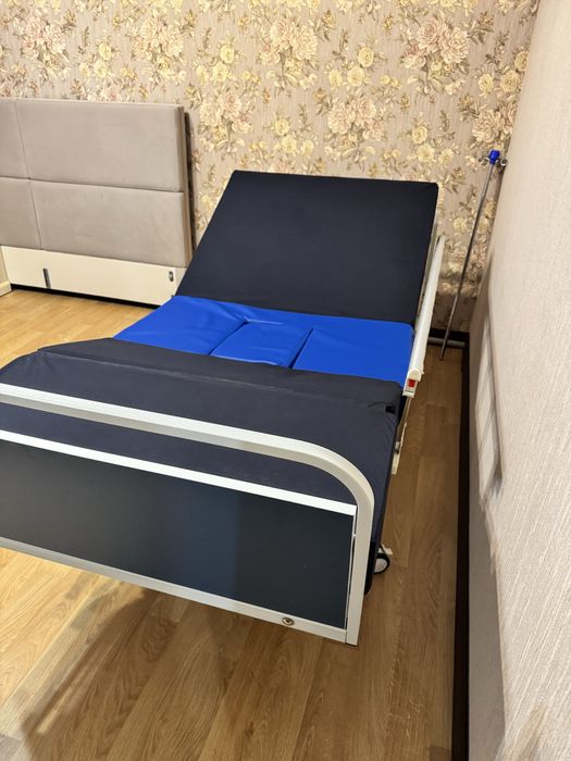 Кровать медицинская