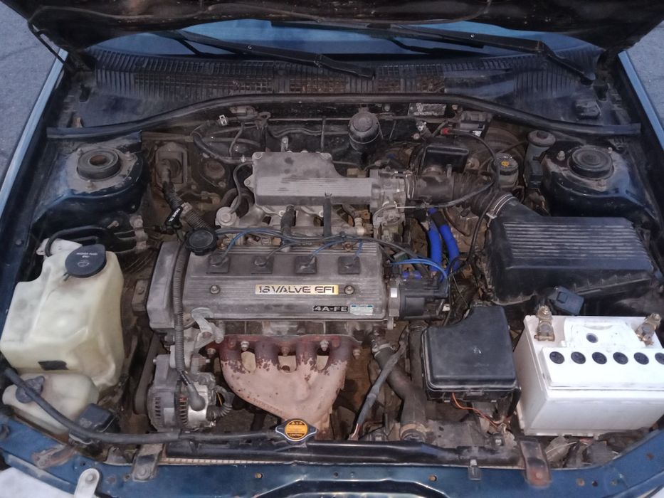 Продам тоета Карина е