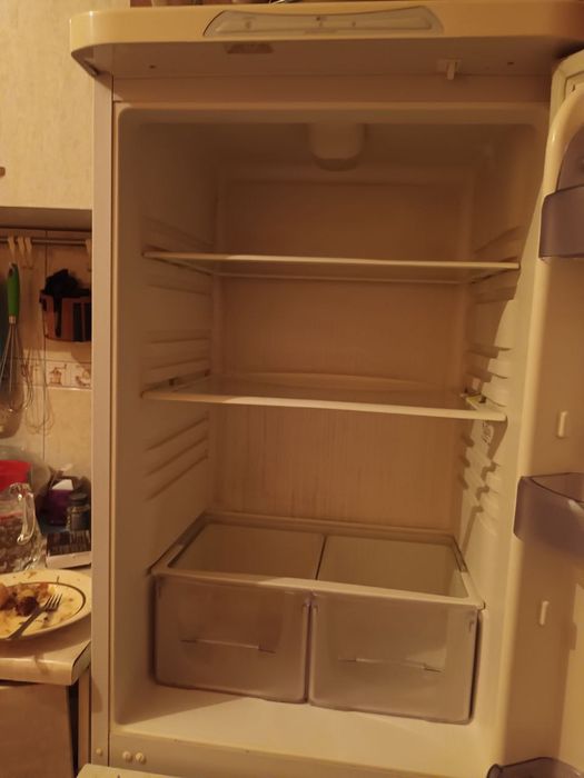 Холодилник БИРЮСА